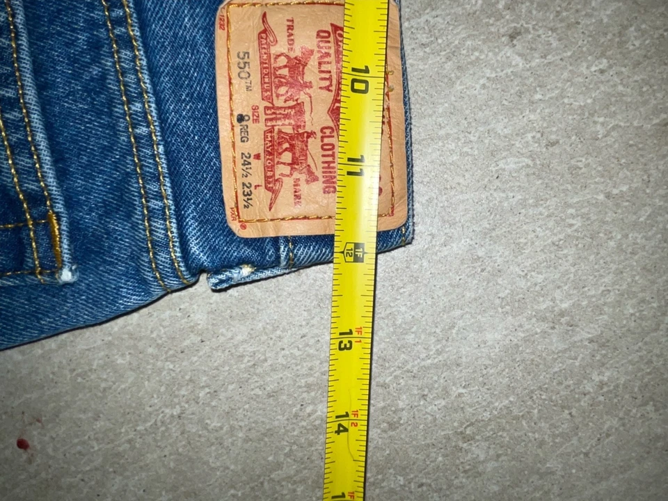 Pantalones de mezclilla vintage Levis 550 para niños talla 8 calce relajado rojo lengüeta años 90 retro Foto 3 de 4