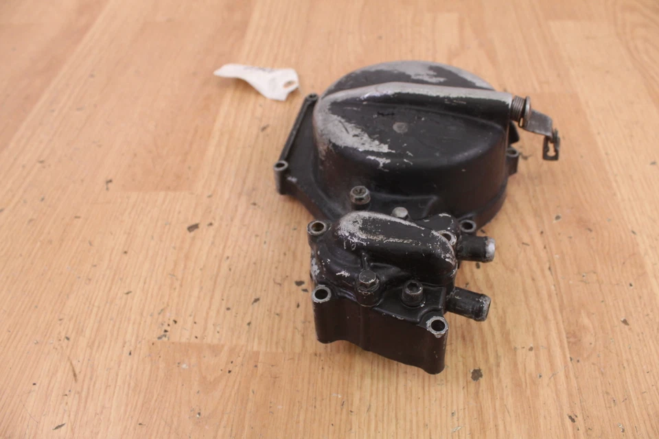 Honda CR80R 1985 cubierta de embrague con bomba de agua Foto 2 de 4