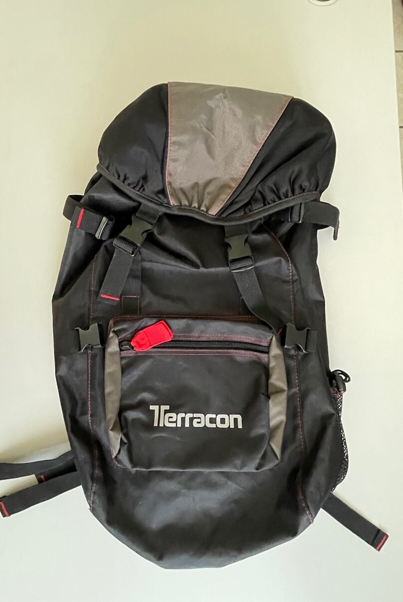 Terracon LOGO XCURSION GEMLINE BACKPACK WITH PADD… - image 9