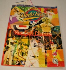 MAJOR LEAGUE BASEBALL Official Program 1997 World Series - The Fall Classic 