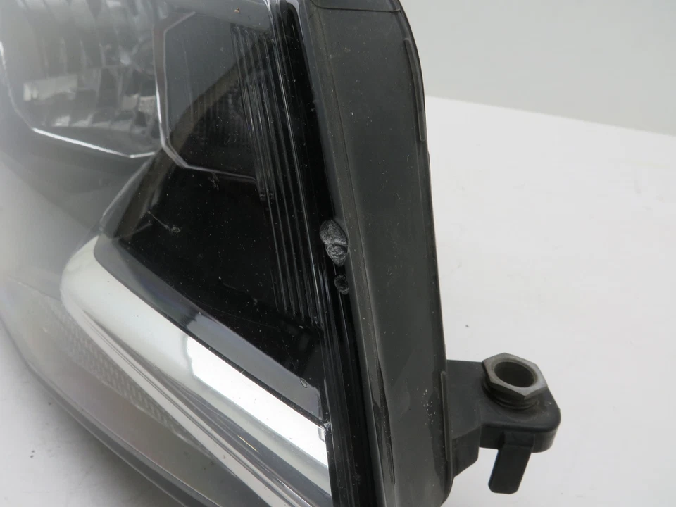 Faro Halógeno Derecho 2K1941016B VW Caddy Sa Original - Imagen 3 de 4