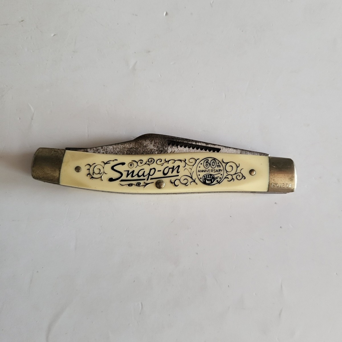 VINTAGE SNAP-ON Tool Tools 60TH ANNIVERSARY Pocket KNIFE Coin Case