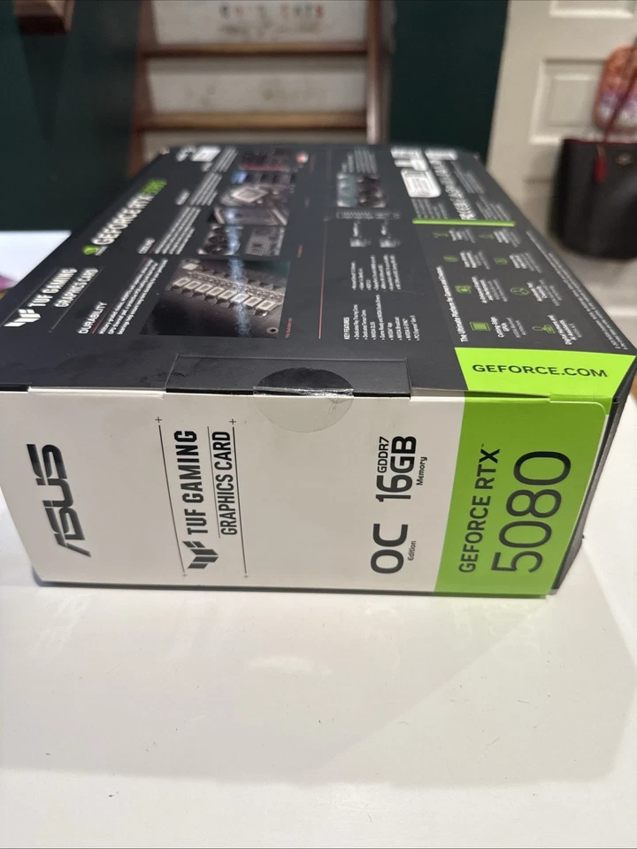 ASUS TUF NVIDIA GeForce RTX 5080 - Image 4 of 4