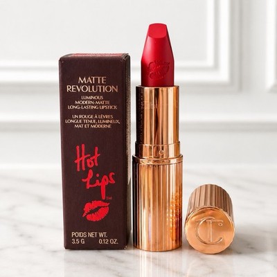 Charlotte Tilbury Hot Lips Matte Revolution Lipstick Carina s Love 3.5g NIB