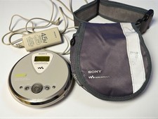 Sony Walkman D-NF400 TV/Weather/FM/AM Atrac3plus MP3 CD Player w/ Case - Working