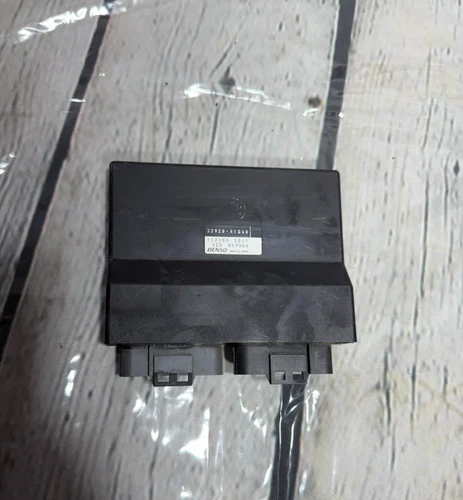 05 06  2006 2005 SUZUKI GSXR1000 ECU COMPUTER CONTROLLER UNIT  ECM 32920-41G60