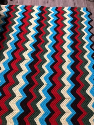 Vtg Hand Knit Crochet Blanket Throw Afghan Chevron Zigzag Pattern 65 X 65 Inches