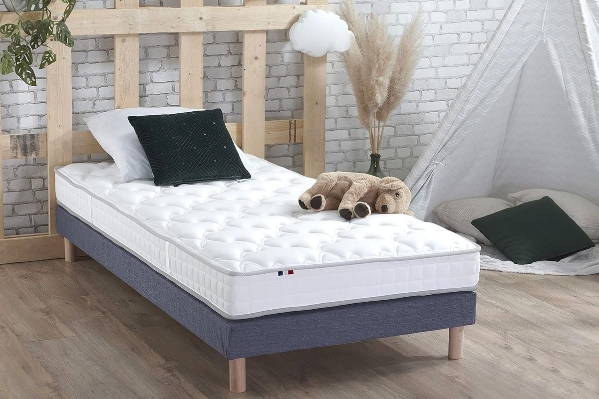 Matelas 90x200 grand confort fabrication francaise pour chambre d amis et studio