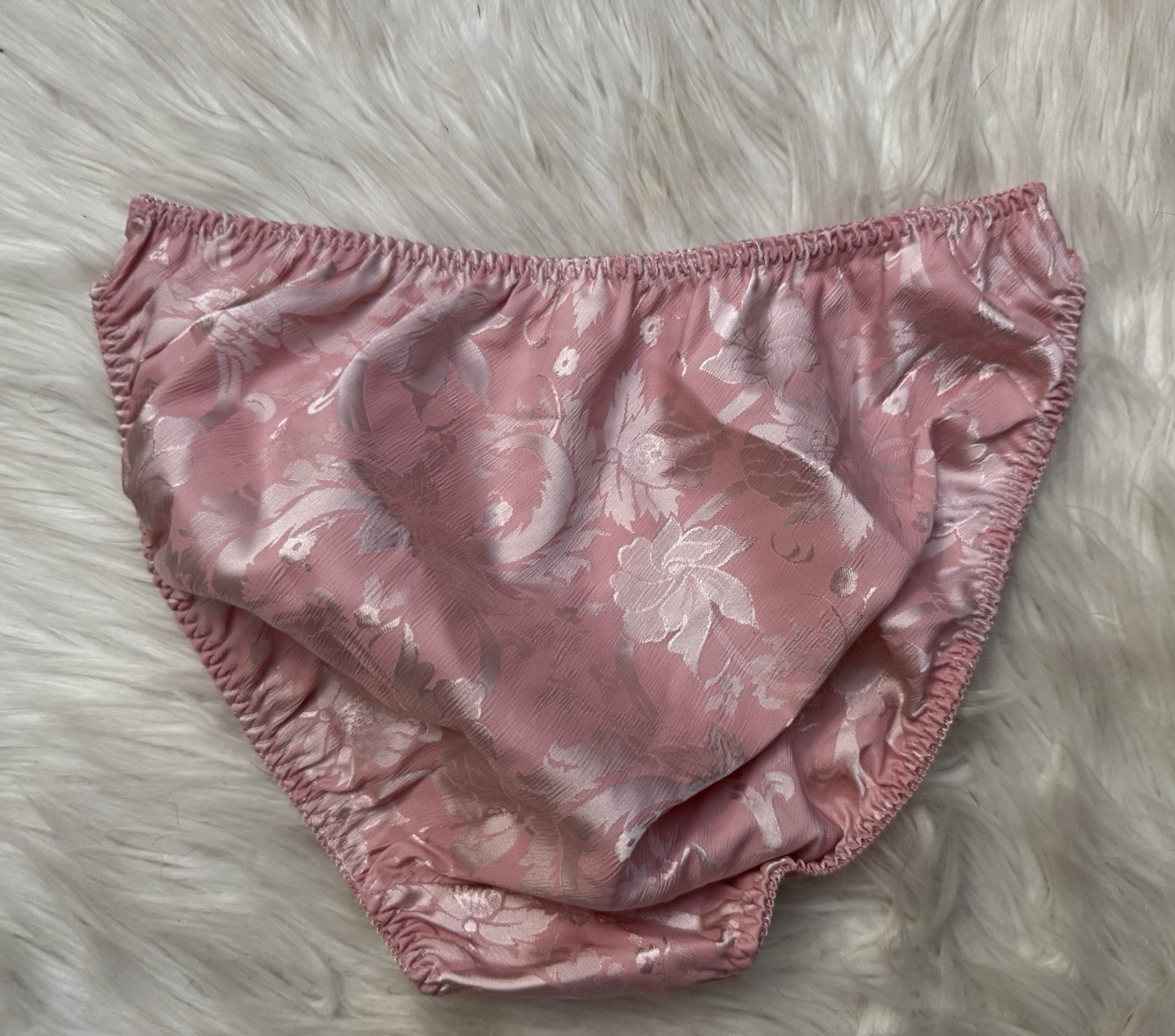Victoria’s Secret Vintage Gold Label Silky Panties Med Sz 6 Pink Lace Trim New