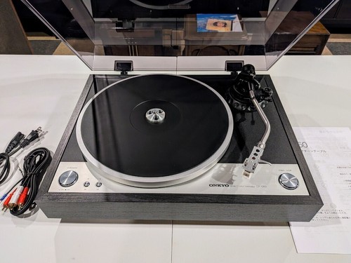 Onkyo Cp-1050 Turntable Record Player with new cartridges & needles tested good