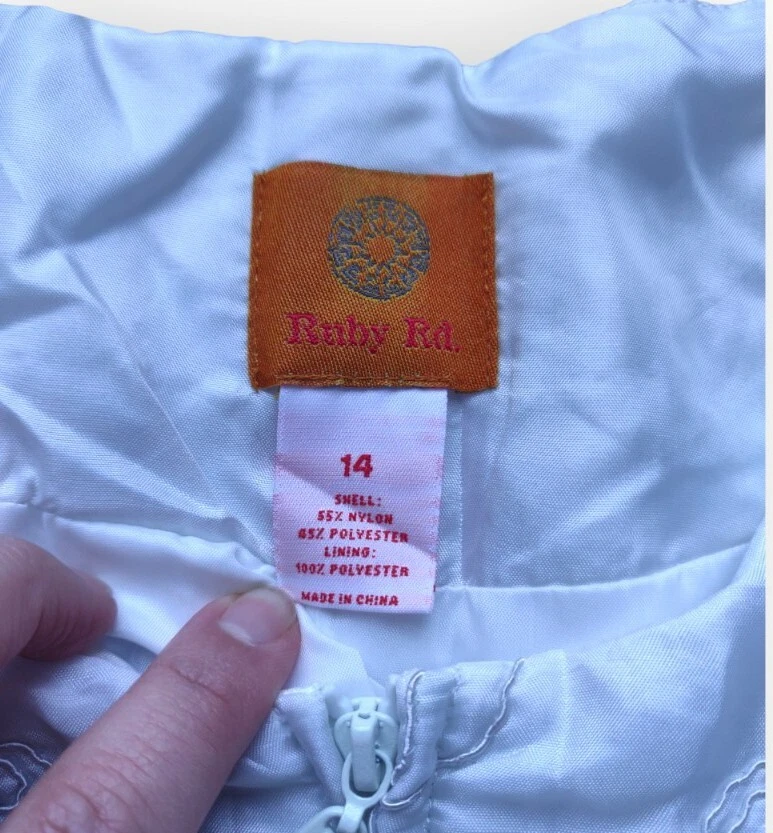 Women's Jacket Coat Size 14 White Sequins Satin Embroidery Gold Sequins - Image 4 of 4