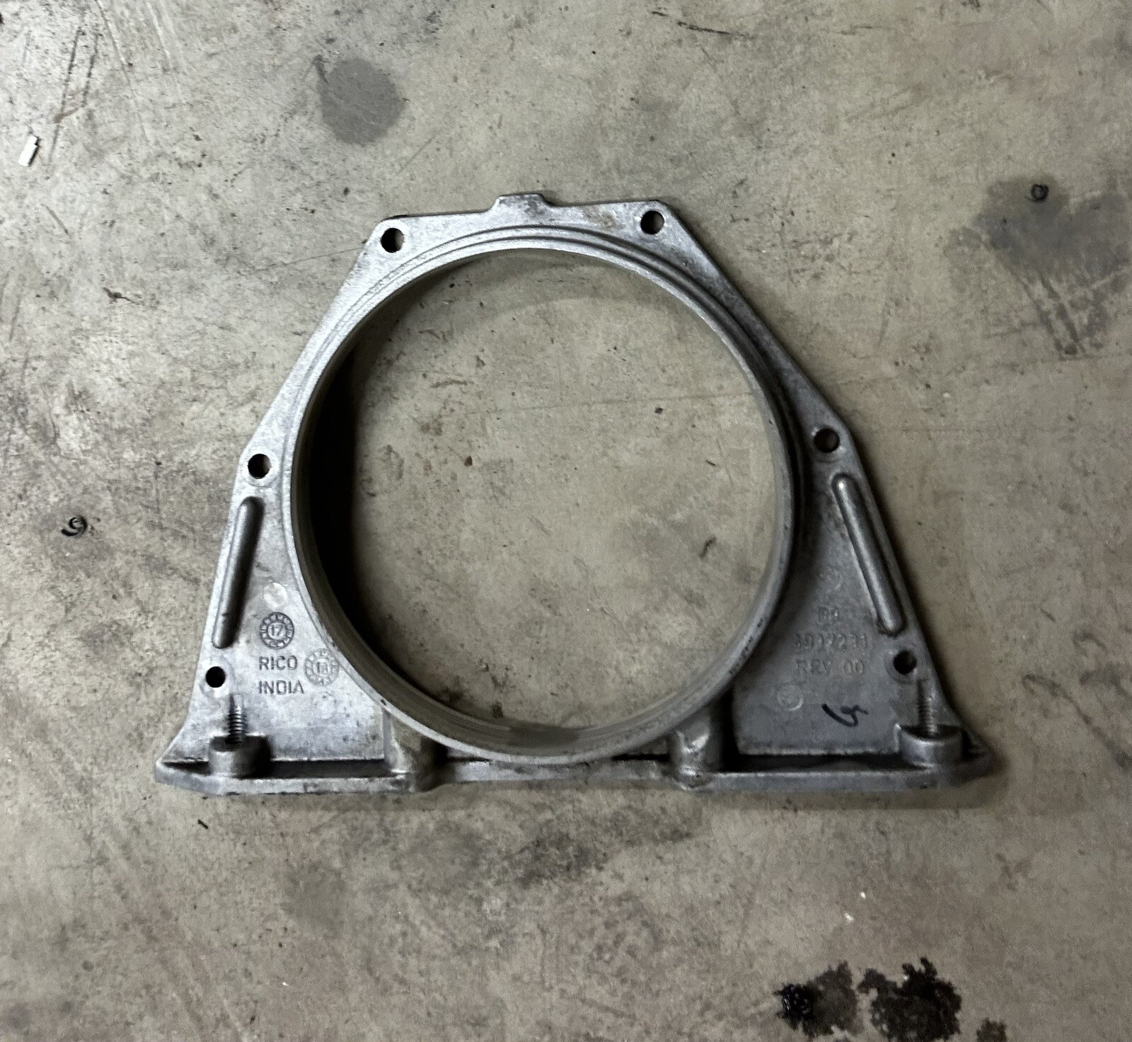 Cummins rear main seal housing plate eBay