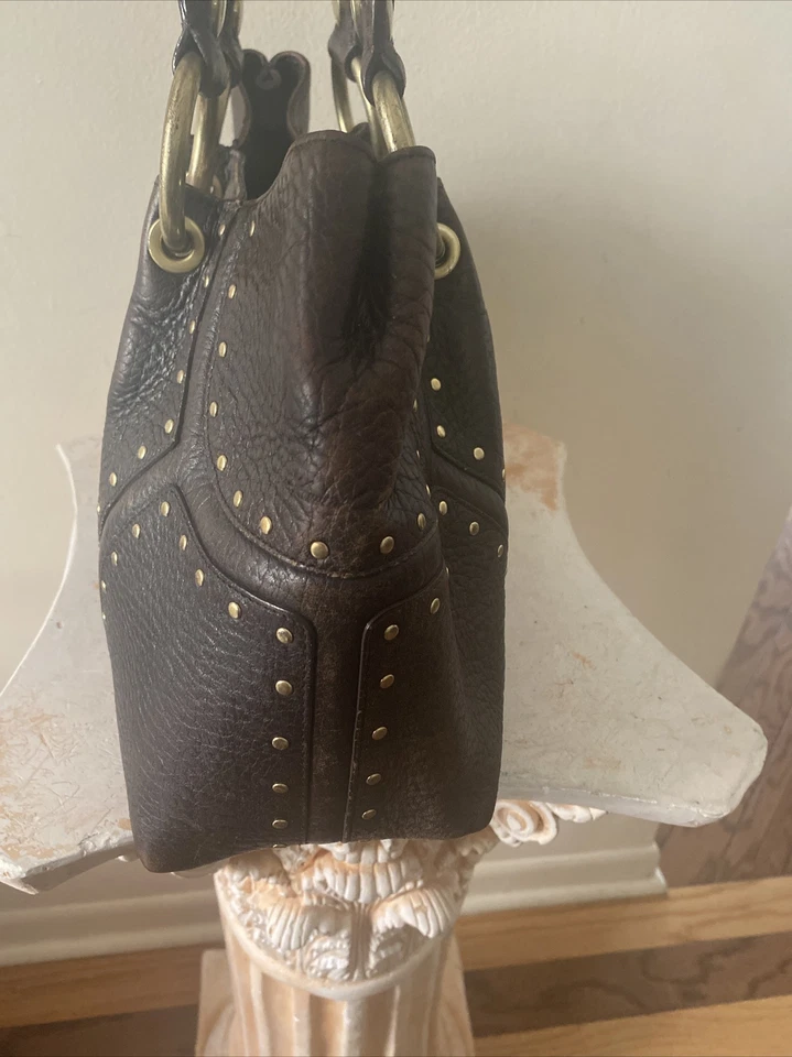 DE COLECCIÓN KENNETH COLE NUEVA YORK Latón Tachuela Cuero Marrón Motociclista Bolso Cartera Foto 3 de 4