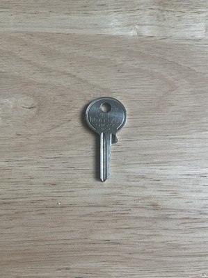 Vintage Mills Novelty Co. Yale Key # M 600