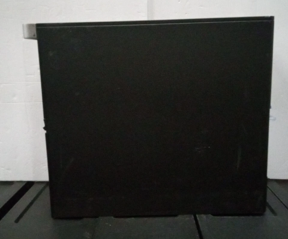 Dell T7910 6 núcleos 2,40 GHz E5-2620v3 16 GB/NVIDIA Quadro 600 1 TB HD y 256 GB SSD Foto 2 de 4