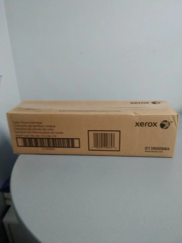 Unidad de tambor color Xerox 013R00664 para uso Xerox color 550,560,570,C60,C70 Foto 2 de 3