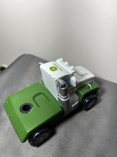 Preschool Toddler Ertl John Deere Hard Plastic Semi Truck with Eyes NO TRAILER - Picture 6 of 7