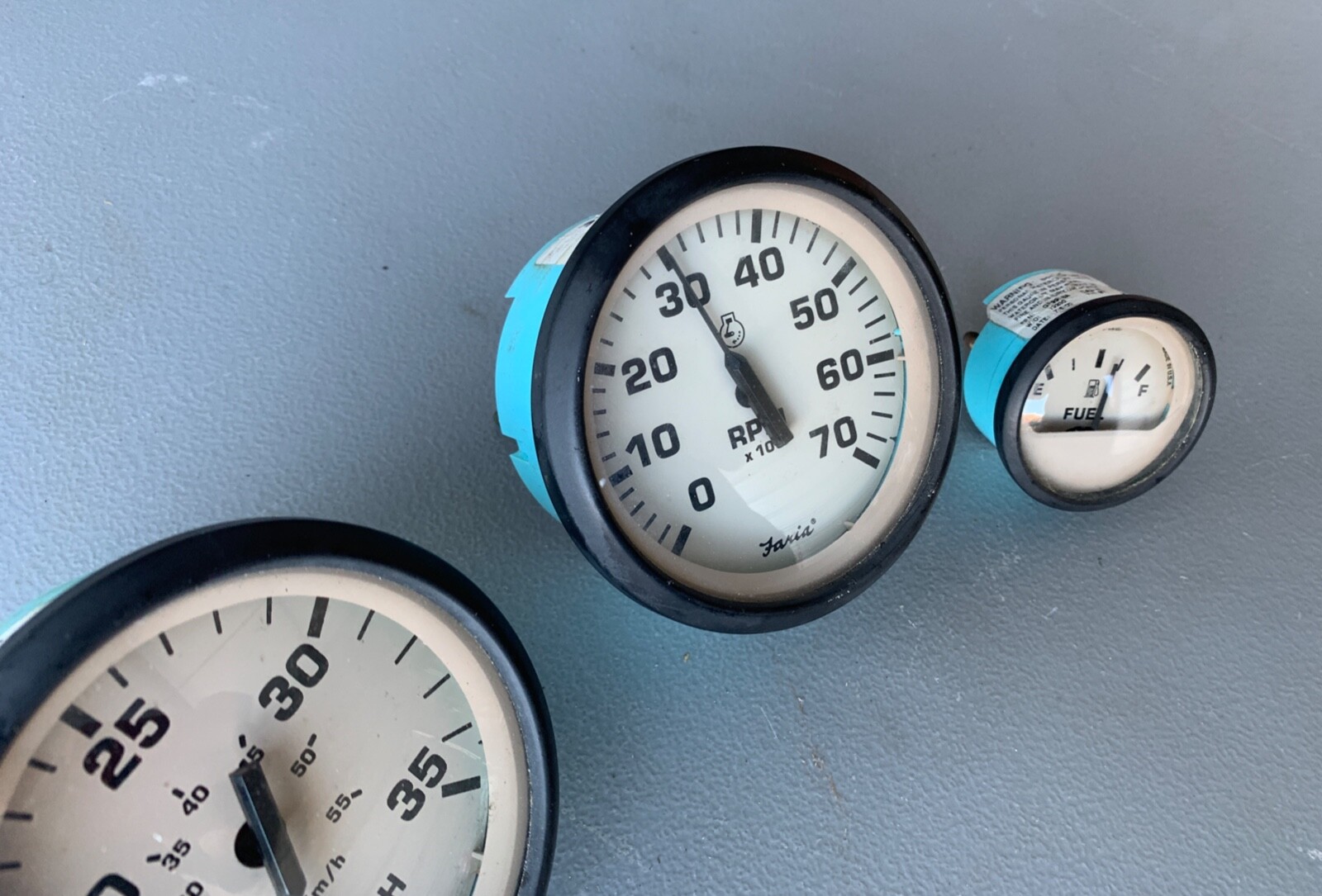 Vintage Set of 4 Faria Boat Gauges Tachometer RPM Speedometer