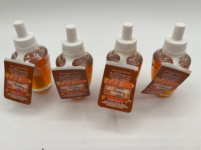 x4 Bath & Body Works Sweet Cinnamon Pumpkin Wallflower Refill Bulb Lot