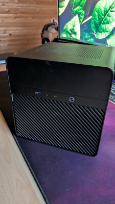 NAS / HomeServer (Proxmox/TrueNAS/Unraid/OMV)