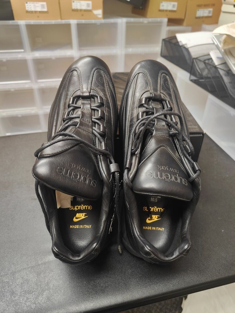 Pre-Owned Nike Air Max 95 Lux Supreme Triple Black Size 10.5 Pre-Owned Nike Air Max 95 Lux Supreme Triple Black Size 10.5