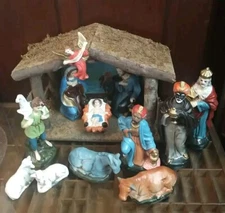 Vintage Taiwan Nativity Set 12 Plaster Figures & 11" H. Creche Music Box & Light