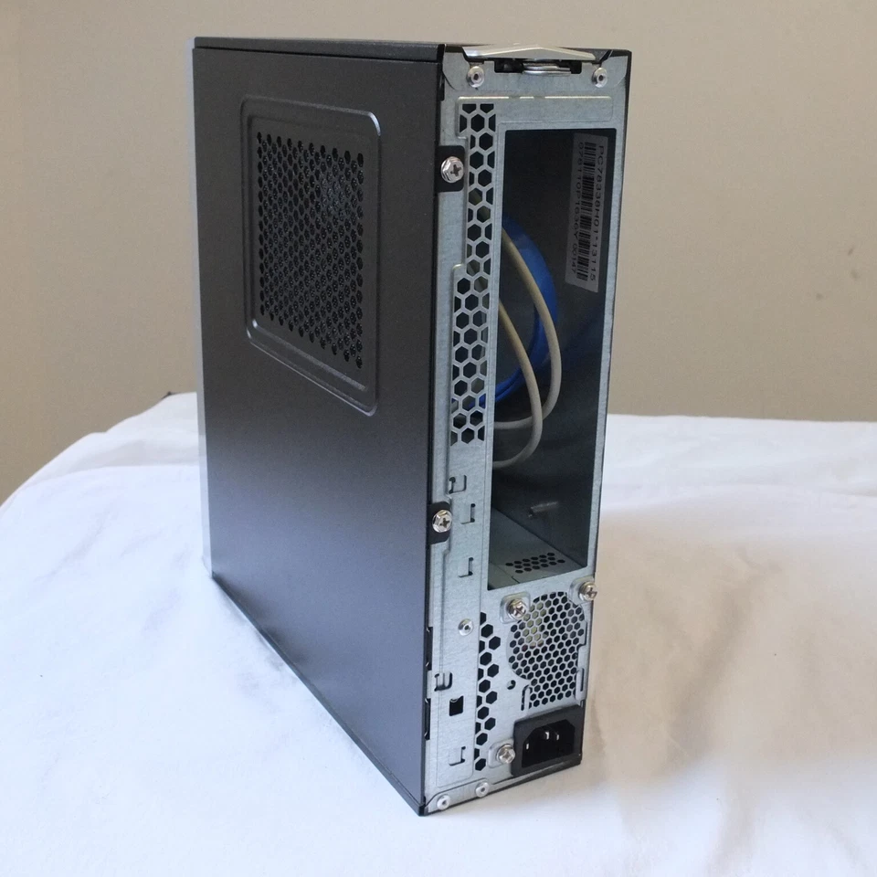 Chenbro PC78338 Mini ITX case new - Image 4 of 4