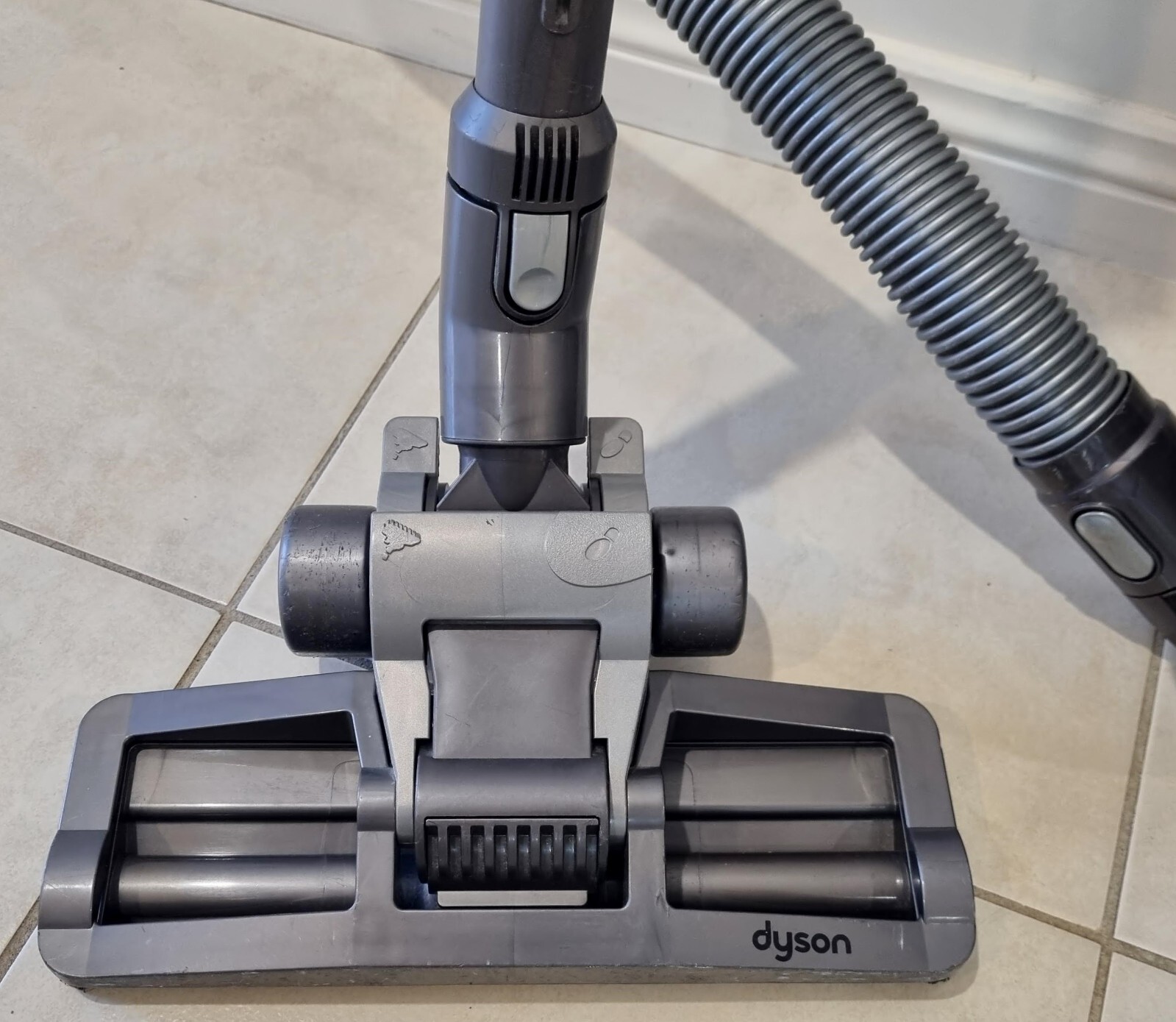 Dyson DC39 Multi Floor Canister Vacuum Cleaner eBay