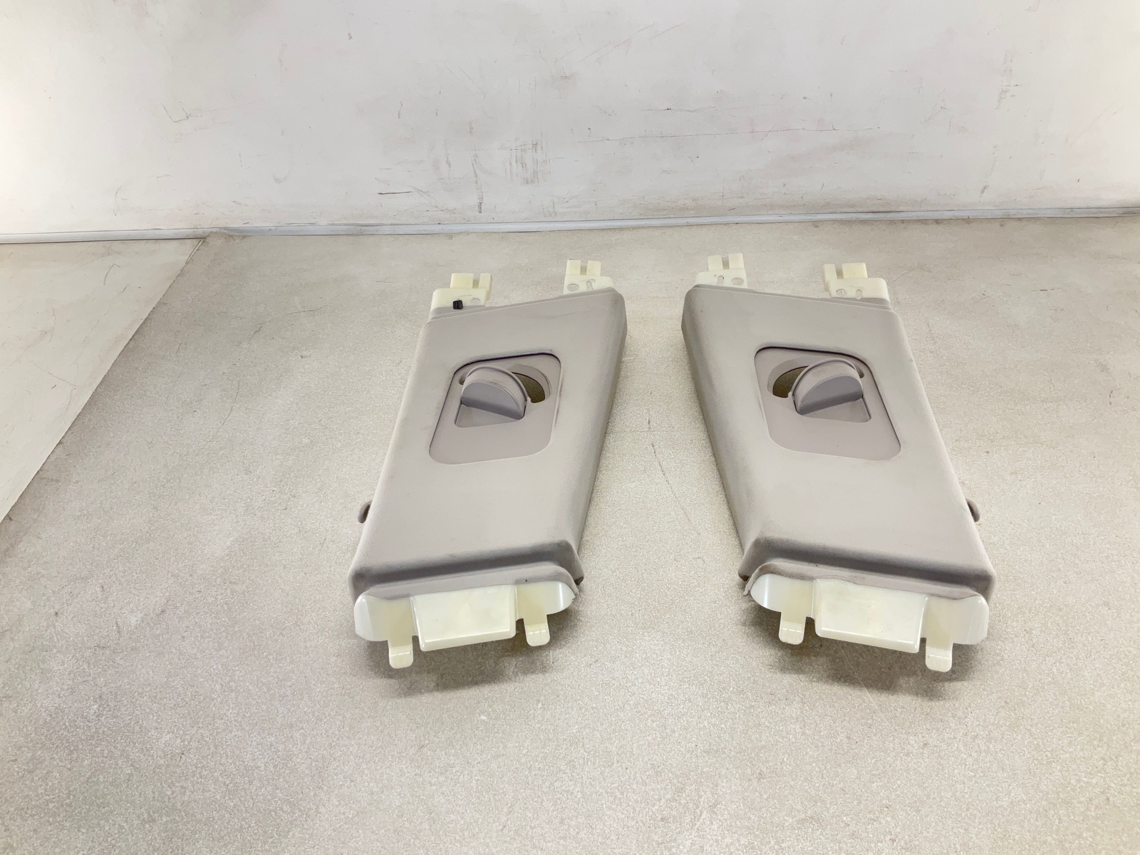 17-20 MASERATI Levante Interior Center Left & Right Upper B-Pillar Trim Pair CM