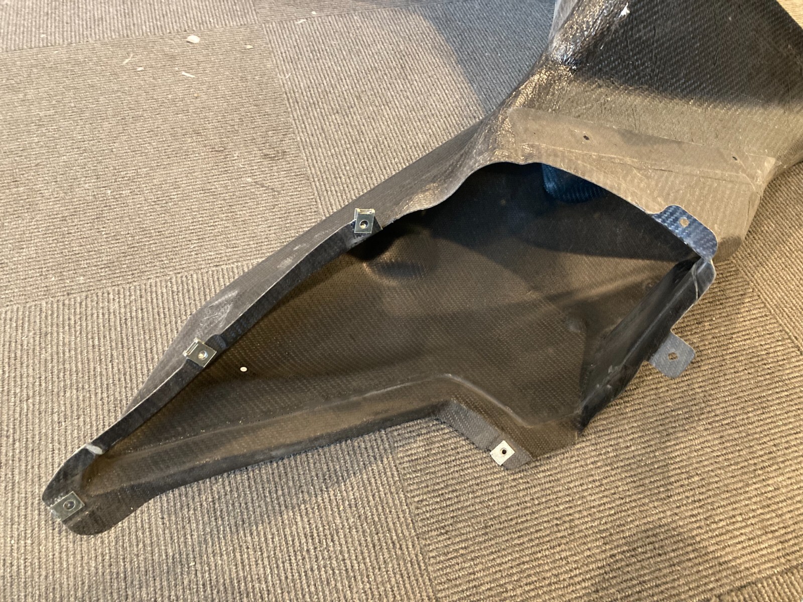 2005 Porsche Carrera GT Center Air Guide