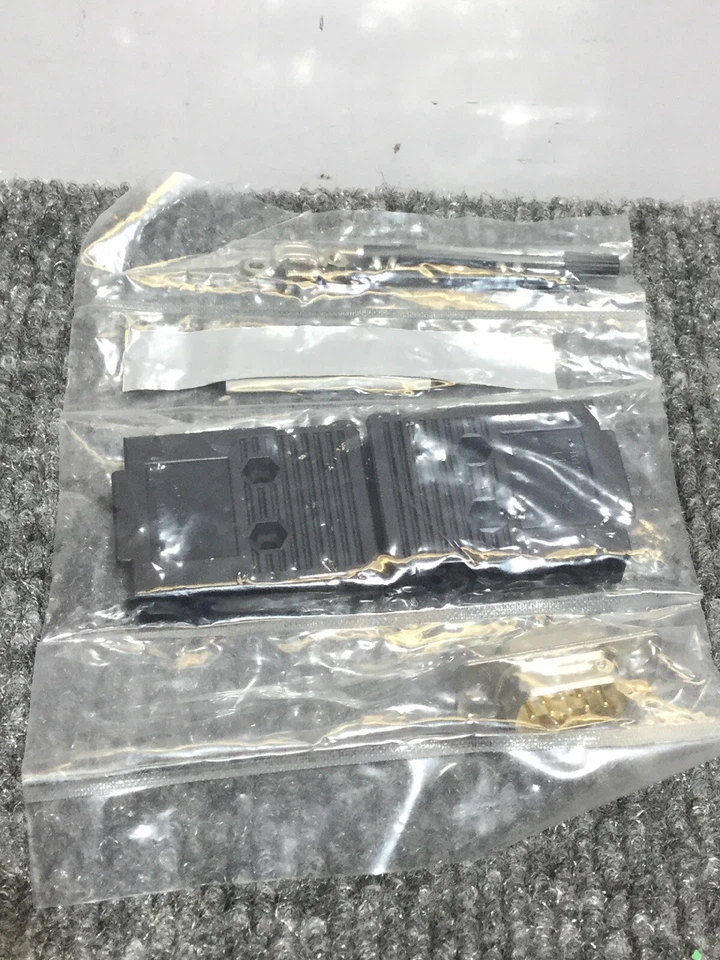 New x17 Connectors 9 Pin Male D-Sub Connector, PC Board mount Set 51-125326A15 - Image 2 of 4
