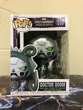 Funko POP! Figura Marvel: Monster Hunters Dr. DOOM #990 con protector