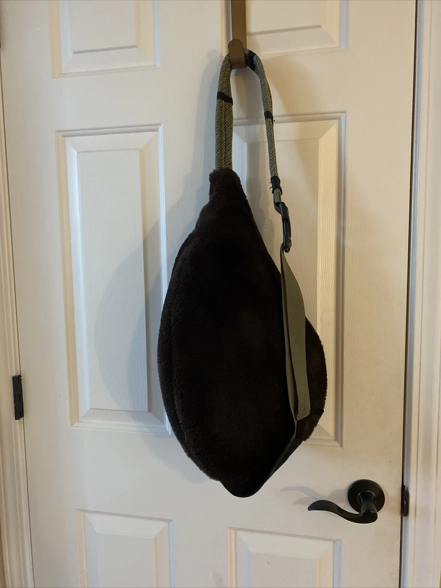 KAVU Rope Fuzz Faux Fur Sling Brown Bag Crossbody Backpack Nice eBay