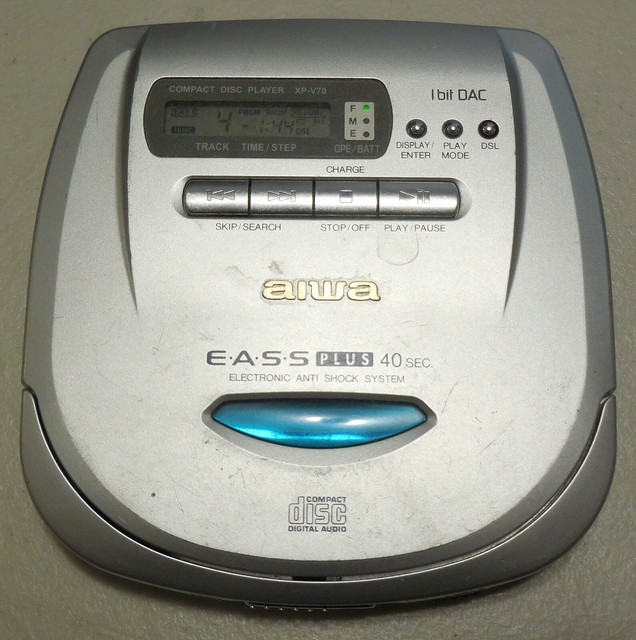 AIWA XPV70 Personal Portable CD Compact Disc Player EASS Plus Anti