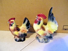 VTG KIMODE JAPAN PORCELAIN ROOSTER & HEN SALT & PEPPER SHAKERS