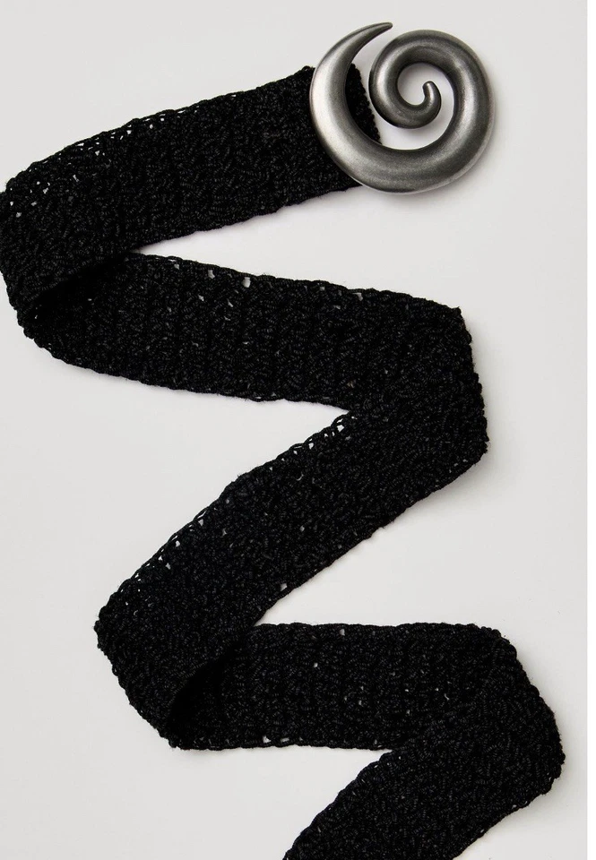 NUEVO CON ETIQUETAS FREE PEOPLE Cinturón Odessa S/M NEGRO Foto 2 de 4