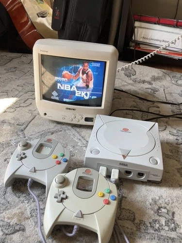 Sega Dreamcast Console BUNDLE HKT-3020 w/ OEM controllers, cords, mem! near mint