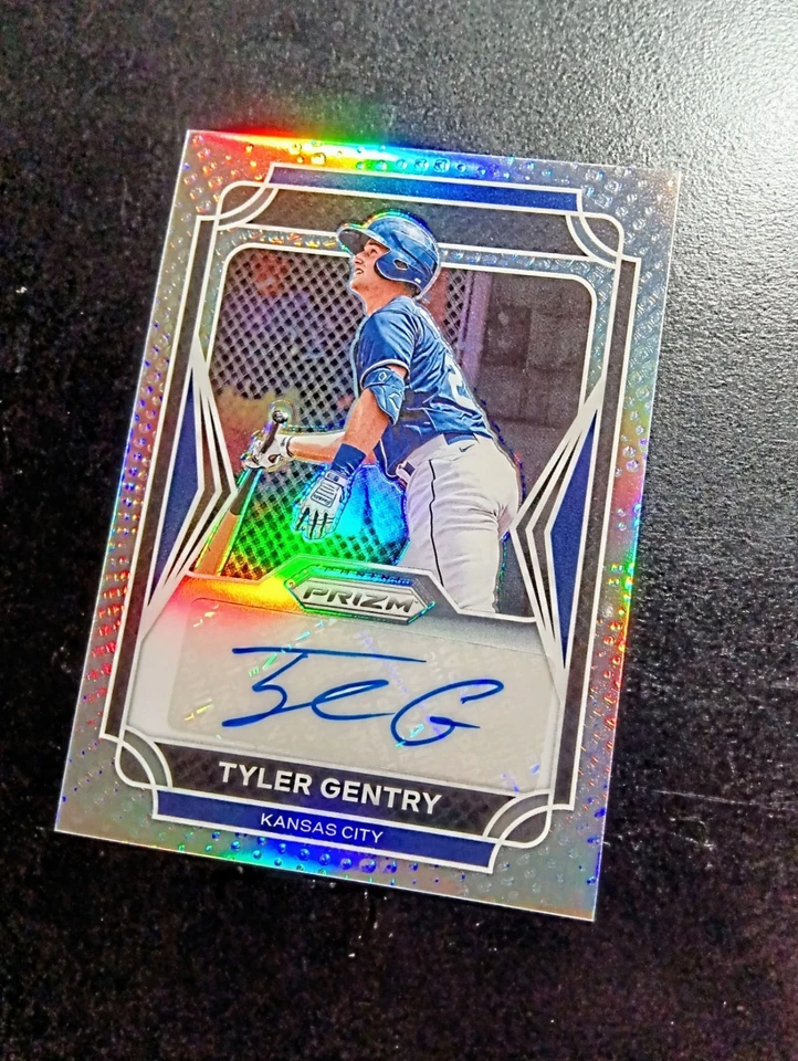 2021 Panini Prizm Draft Picks #AU-TG Tyler Gentry RC Rookie Royals Prizm Auto - Image 2 of 4