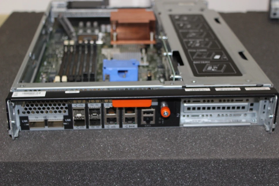 Módulo de placa controladora procesador arreglo NetApp FAS3240 111-00693+F3 Foto 2 de 3