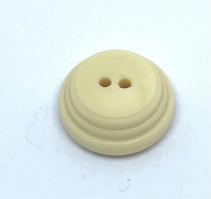 22.5mm X 5 Pcs Cream Pale Yellow Beige Bee Hive Tiered 2 Hole Buttons Knit - Image 3 of 4