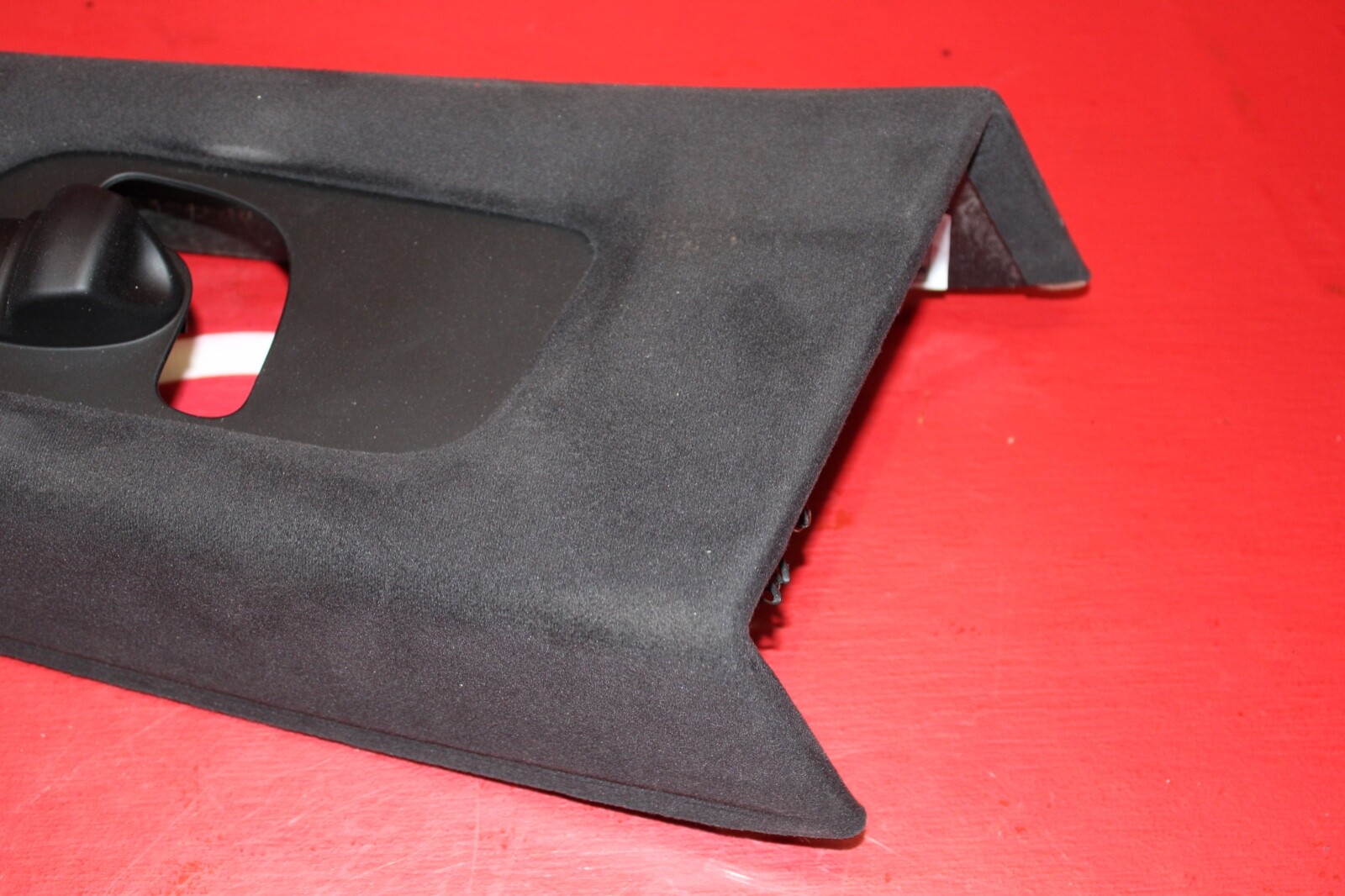 2014-2019 MASERATI GHIBLI M157 OEM LEFT DRIVER SIDE UPPER B-PILLAR TRIM PANEL