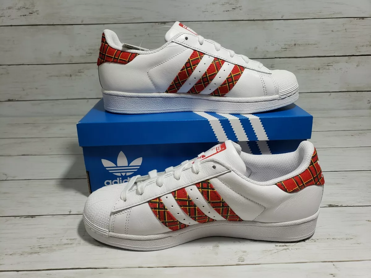 Adidas superstar 2025 white scarlet