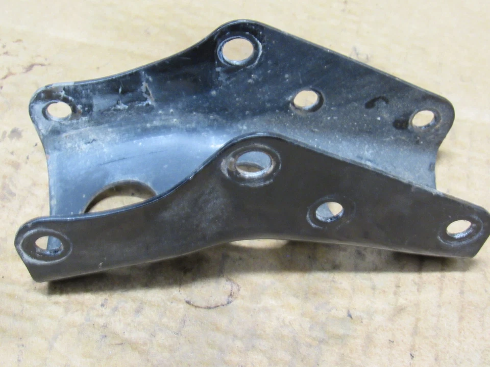 Honda CM400E CM400 1981 montaje del motor delantero 50351-413-000 Foto 3 de 4