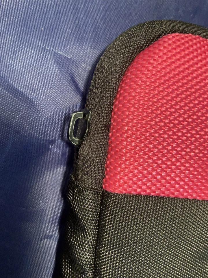 Incipio Padded Sleeve  11.5" x 7.5" With Side pocket :Black-pinkJBX5 - Image 2 of 4