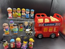 ELC Happyland Doppeldecker rot London Bus Spielzeug Spielset mit 18 Figuren ~ Sounds