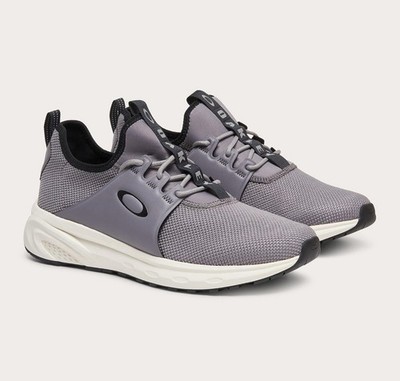 Oakley Men s Dry Os Sneakers Stormy Front Mesh, Size 14 New In Box