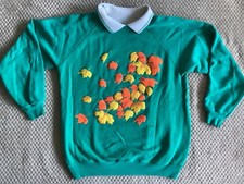 Vintage Morning Sun Women's Textured Falling Leaves Collared Sweatshirt Medium