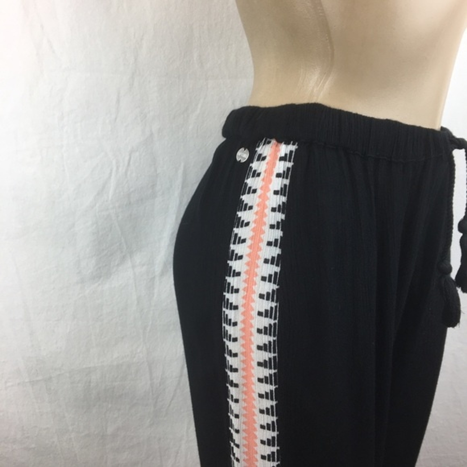 Rip Curl Black Drawstring Casual Side Stripe Pant… - image 2