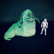 Zorba Desilijic Tiure the Hutt Action Figure for 3.75 in  6 in Diorama