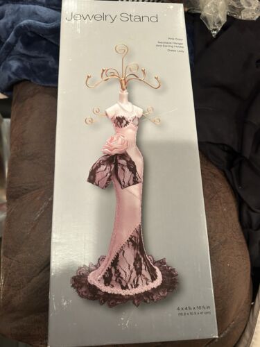 Victorian Mannequin Jewelry Stand Elegant Dress Lace Style Train - Picture 3 of 12